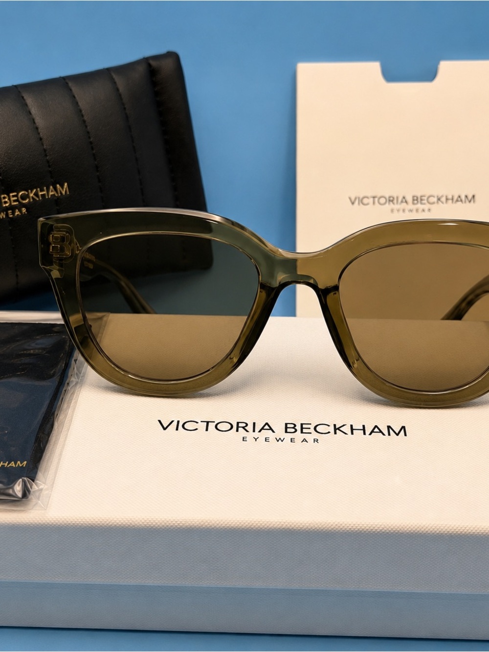 NEW Victoria Beckham VB649S 303 Moss Green Cat-Eye Sunglasses